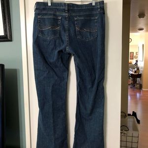 🚫SOLD🚫Women’s Wrangler Jeans👖- Size 12